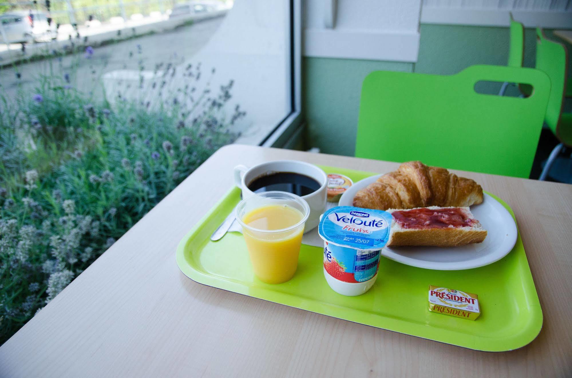 Ibis Budget Aeroport Le Bourget Garonor Le Blanc-Mesnil Bagian luar foto