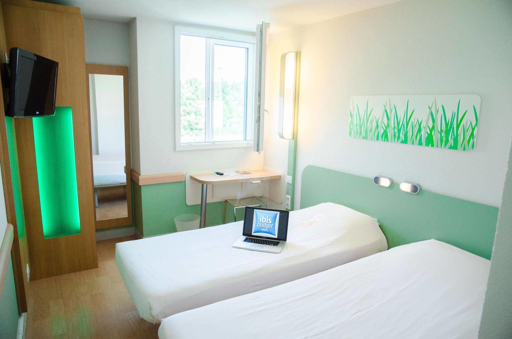 Ibis Budget Aeroport Le Bourget Garonor Le Blanc-Mesnil Bagian luar foto