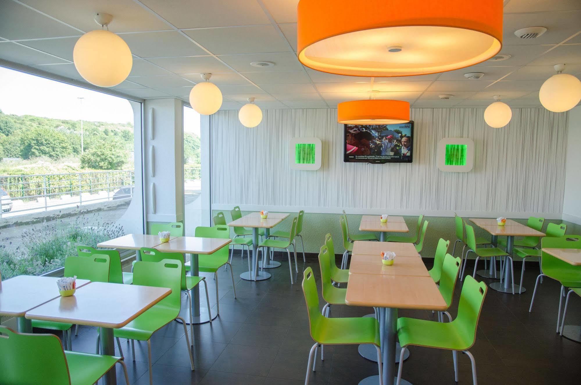Ibis Budget Aeroport Le Bourget Garonor Le Blanc-Mesnil Bagian luar foto